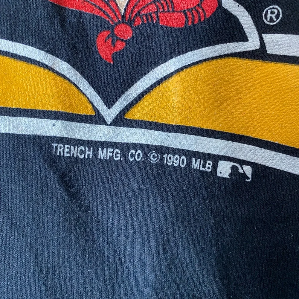 Vintage 90s Pittsburgh Pirates Logo Black MLB T-Shirt - Picture 2 of 4